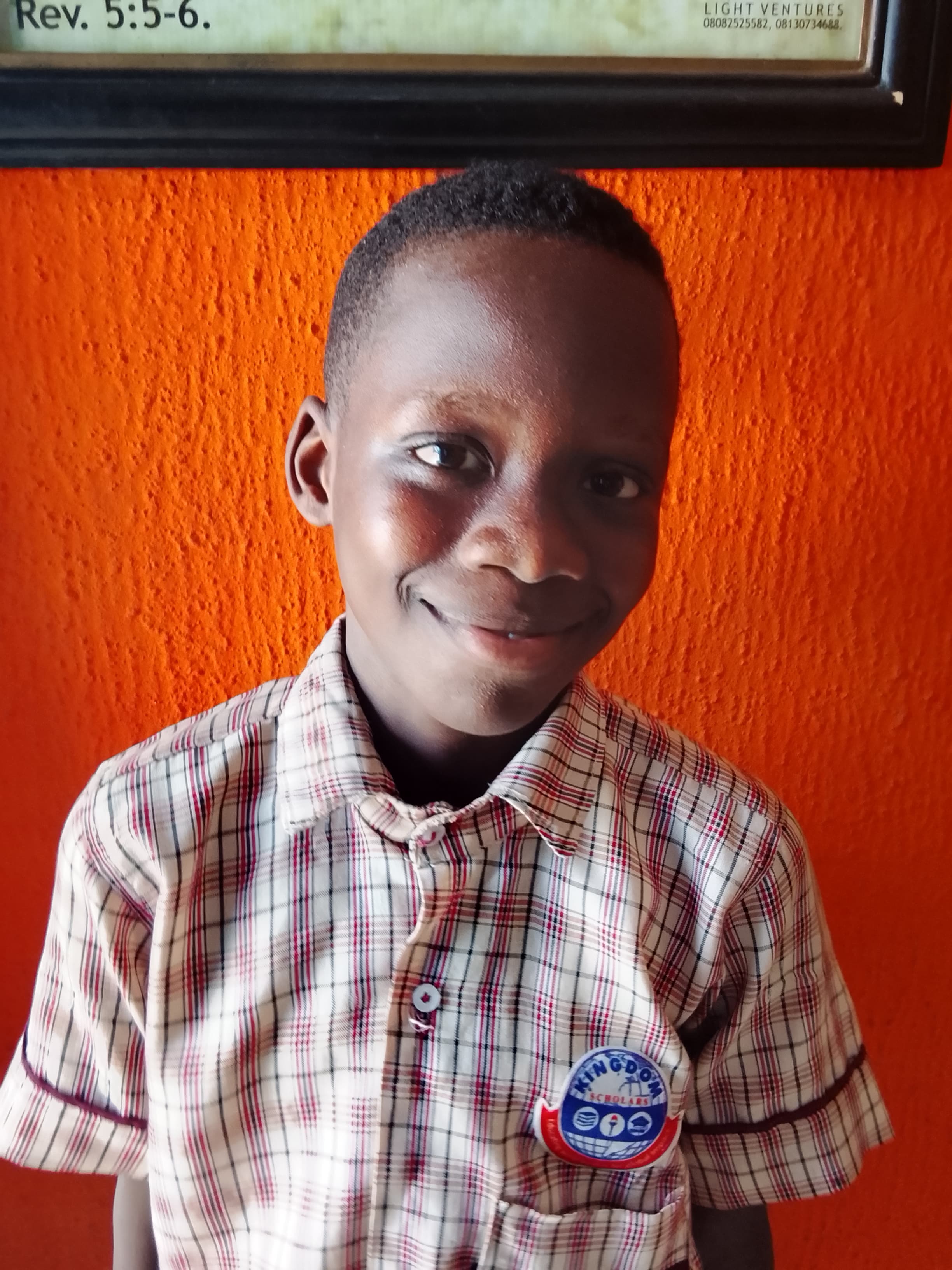 Oluwole Akintubuwa